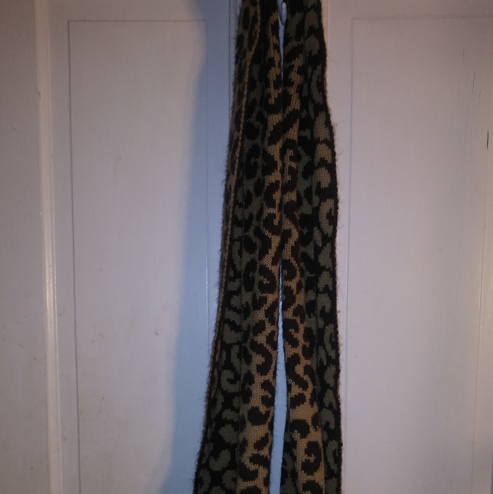 Infinity cheetah print scarf